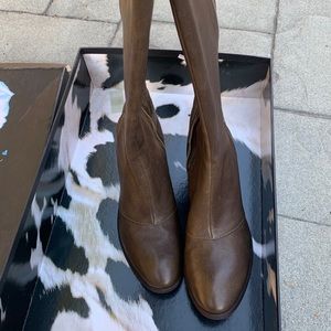 Donal j pliner Dalee boots sz 9.5 green leather